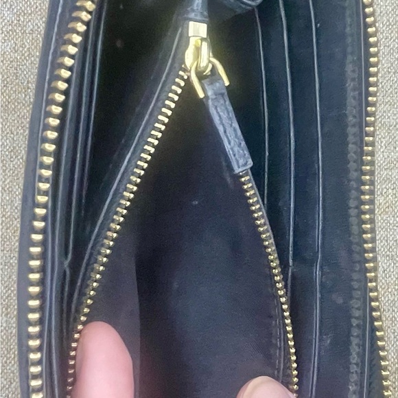 Tory Burch Georgia Zip Continental Wallet - Picture 6 of 8